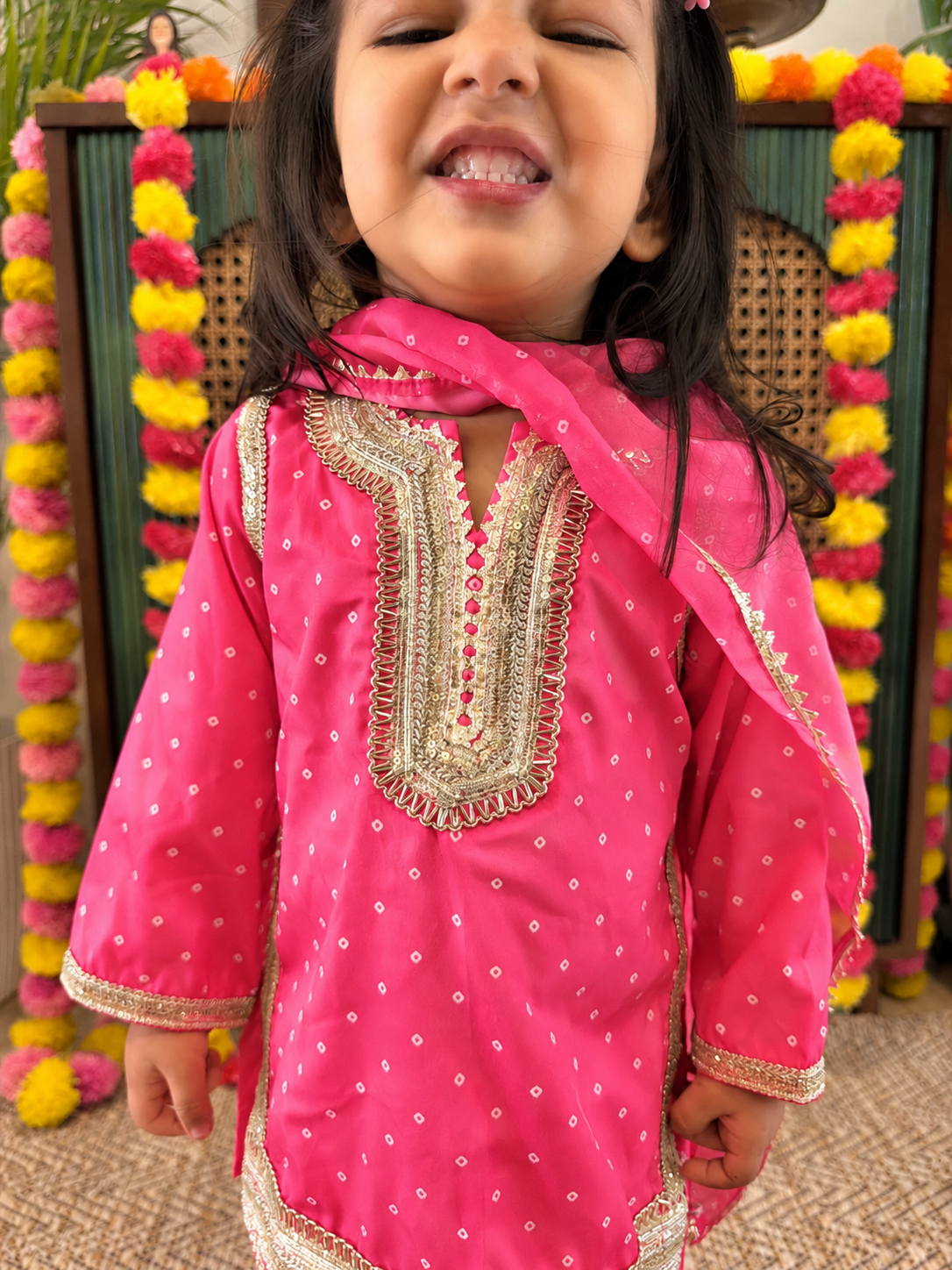 Pink Bandhani Kurta Bow Twinning set