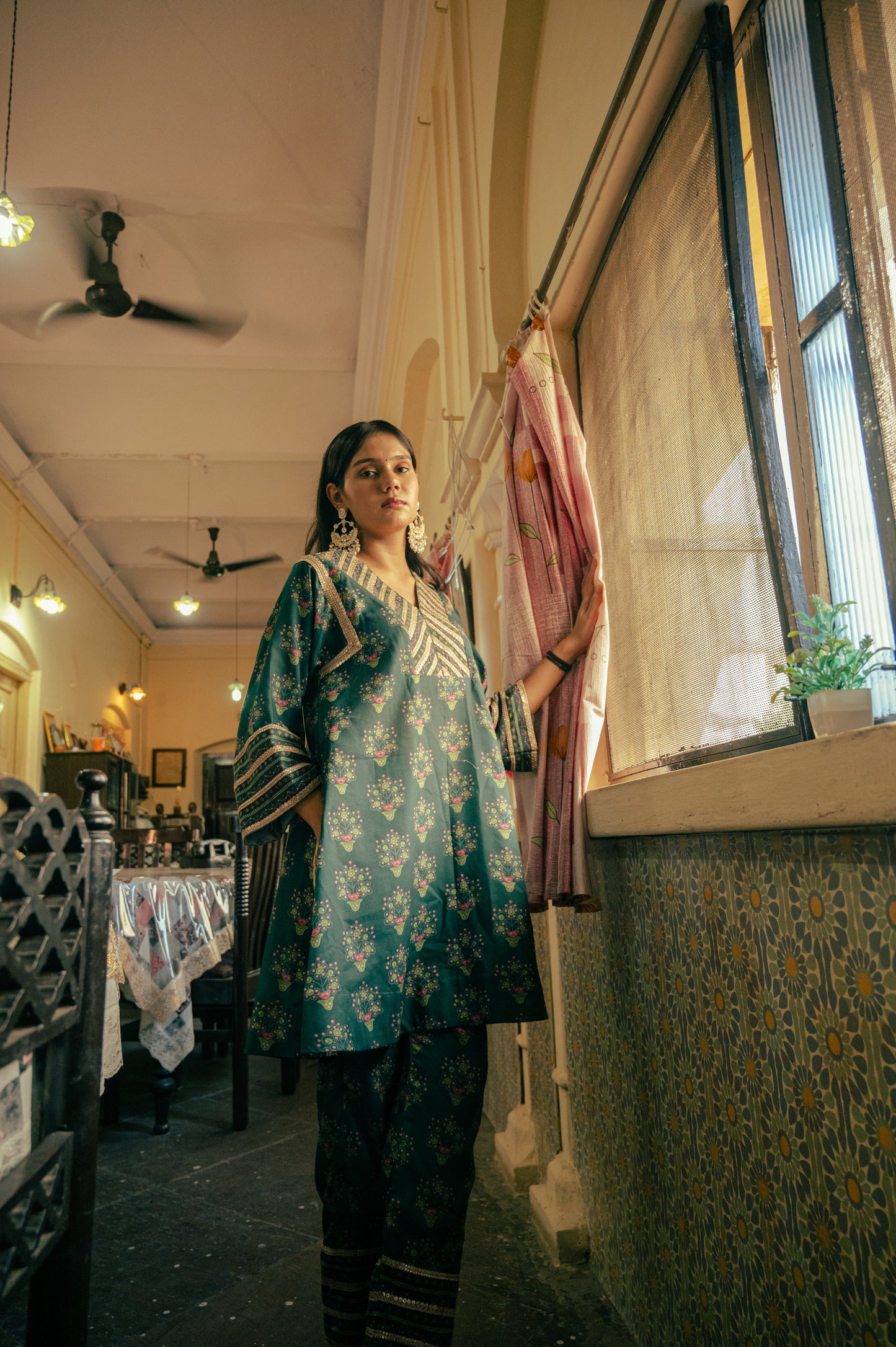 Green Floral Print Pakistani Kurta Twinning set