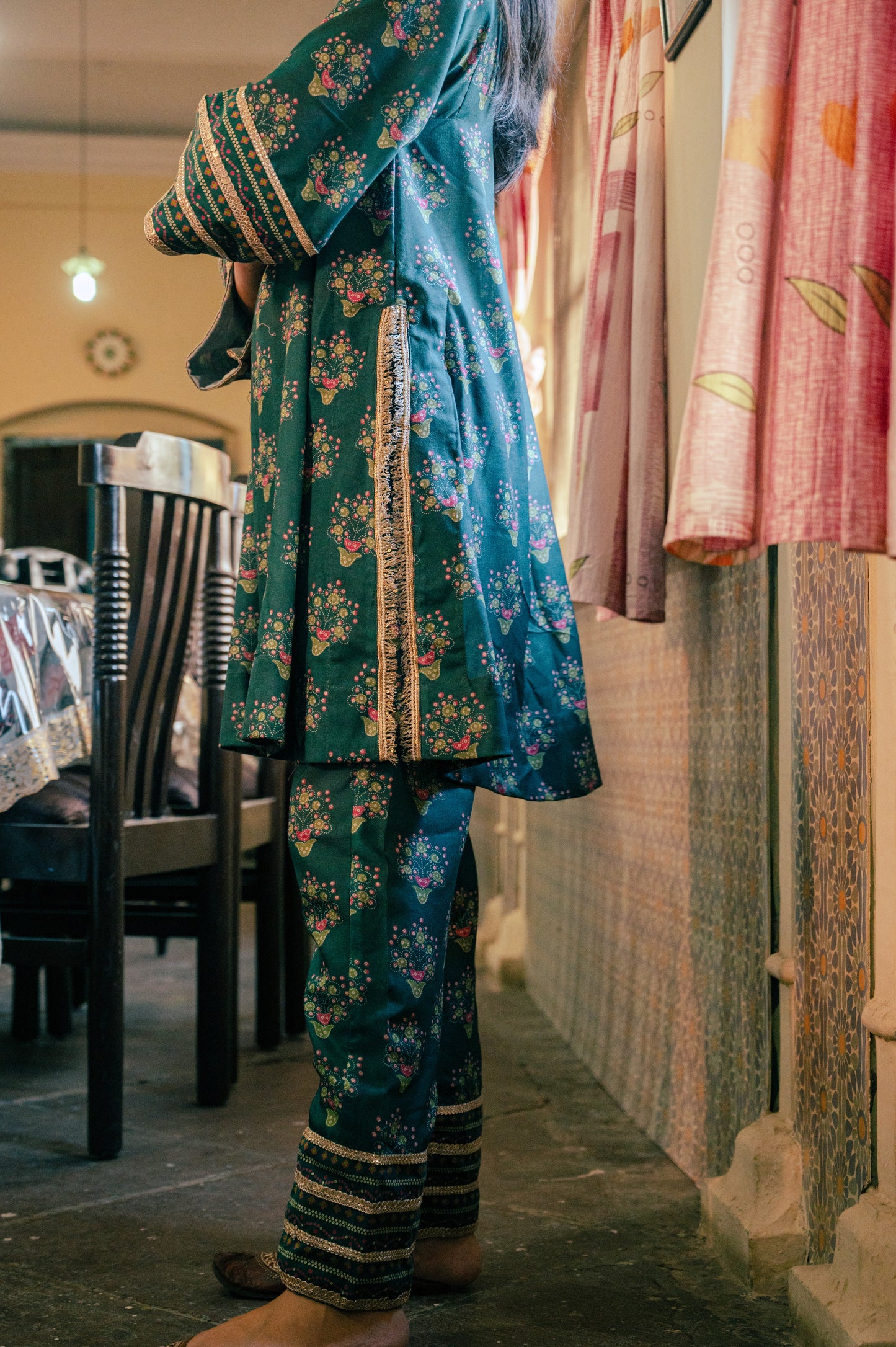 Green Floral Print Pakistani Kurta Twinning set