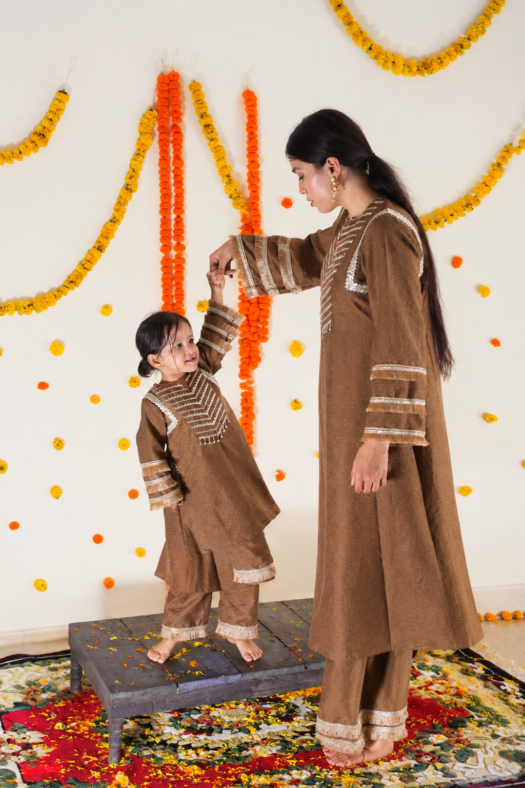 Brown Pakistani Kurta Twinning set