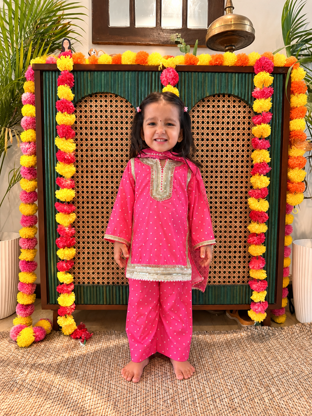 Pink Bandhani Kurta Bow Twinning set