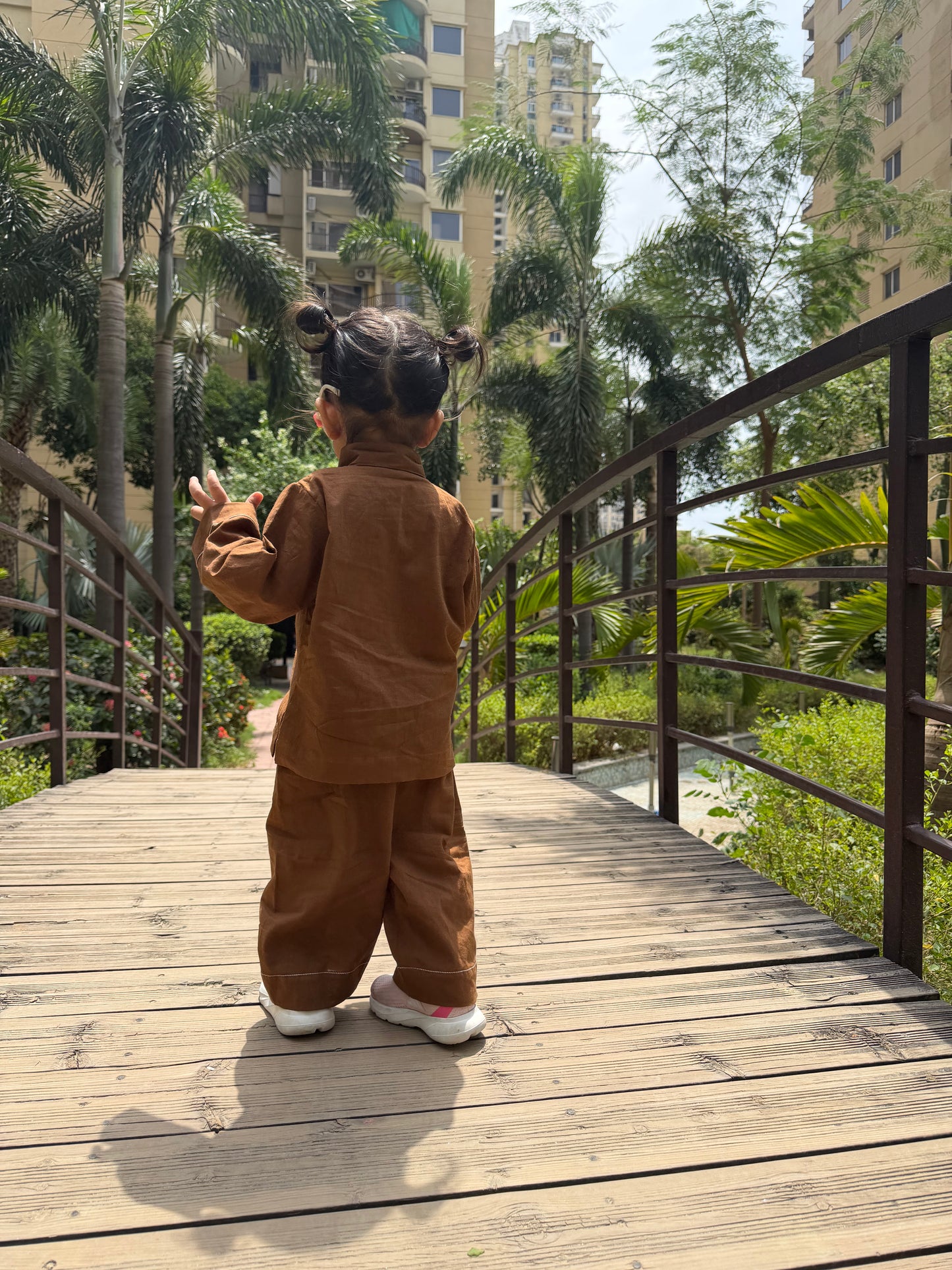 Brown Mandarin Shirt Twinning Set
