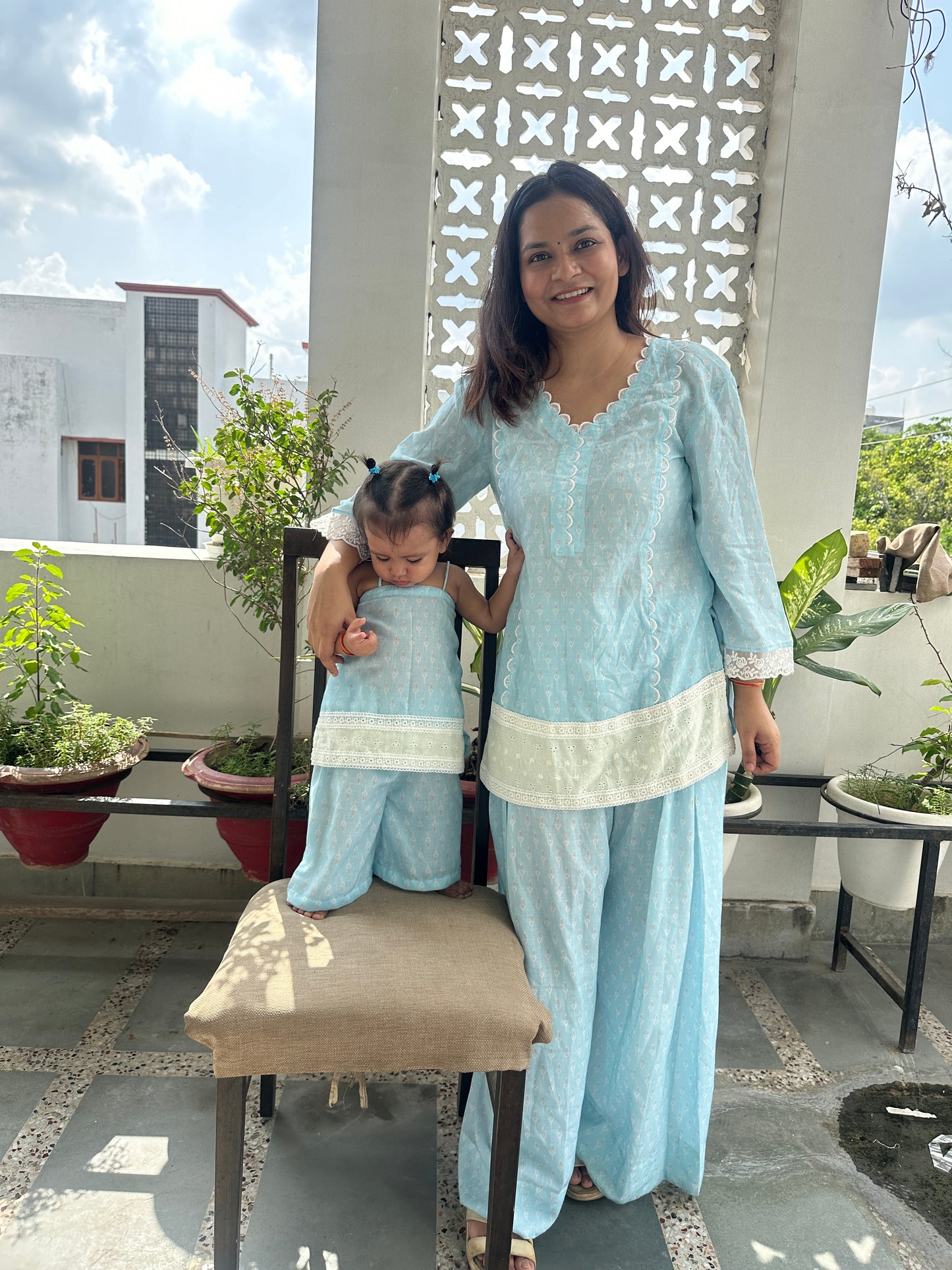 Blue Floral Kurta Twinning set