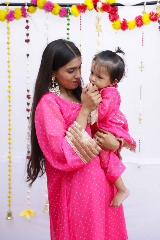 Pink Bandhani Kurta Twinning set