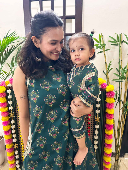 Green Floral Print Kurta Twinning set