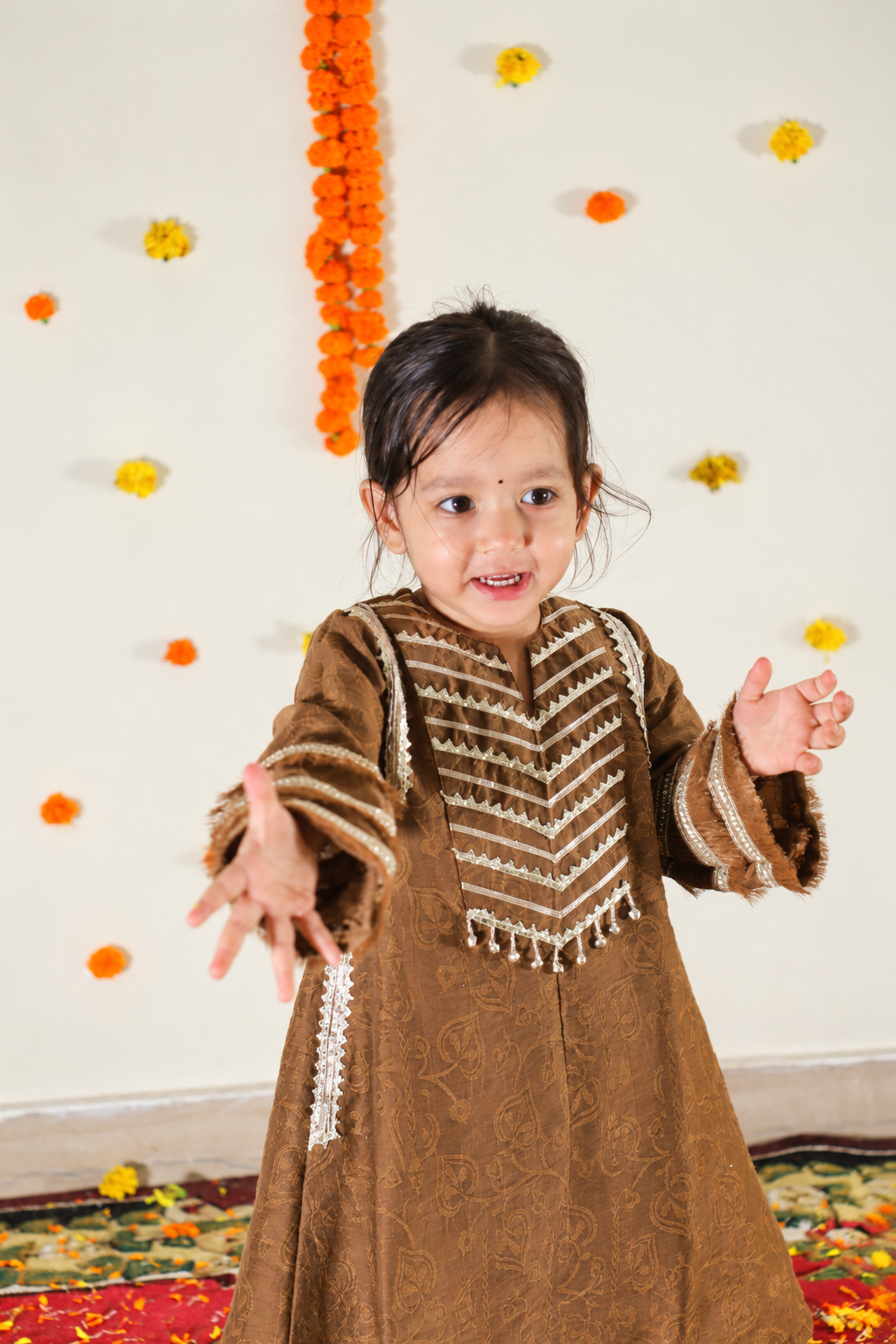 Brown Pakistani Kurta Twinning set