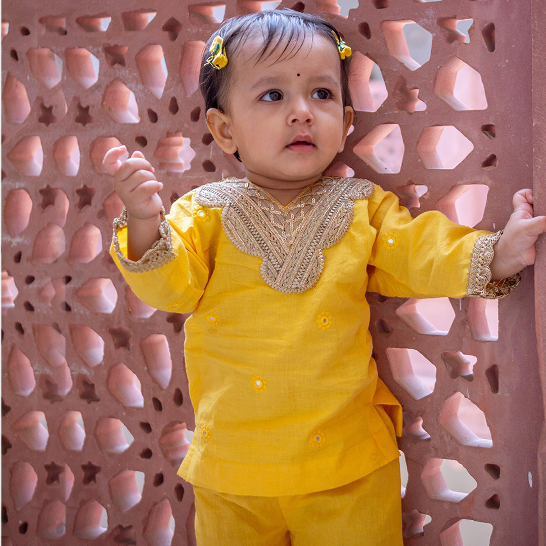 Yellow Kurta Twinning set