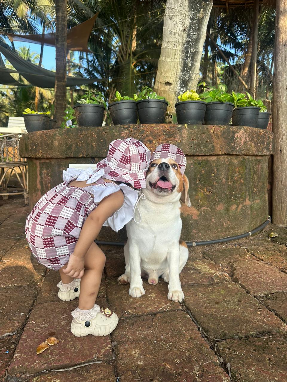 Red Checked Cap Twinning Set