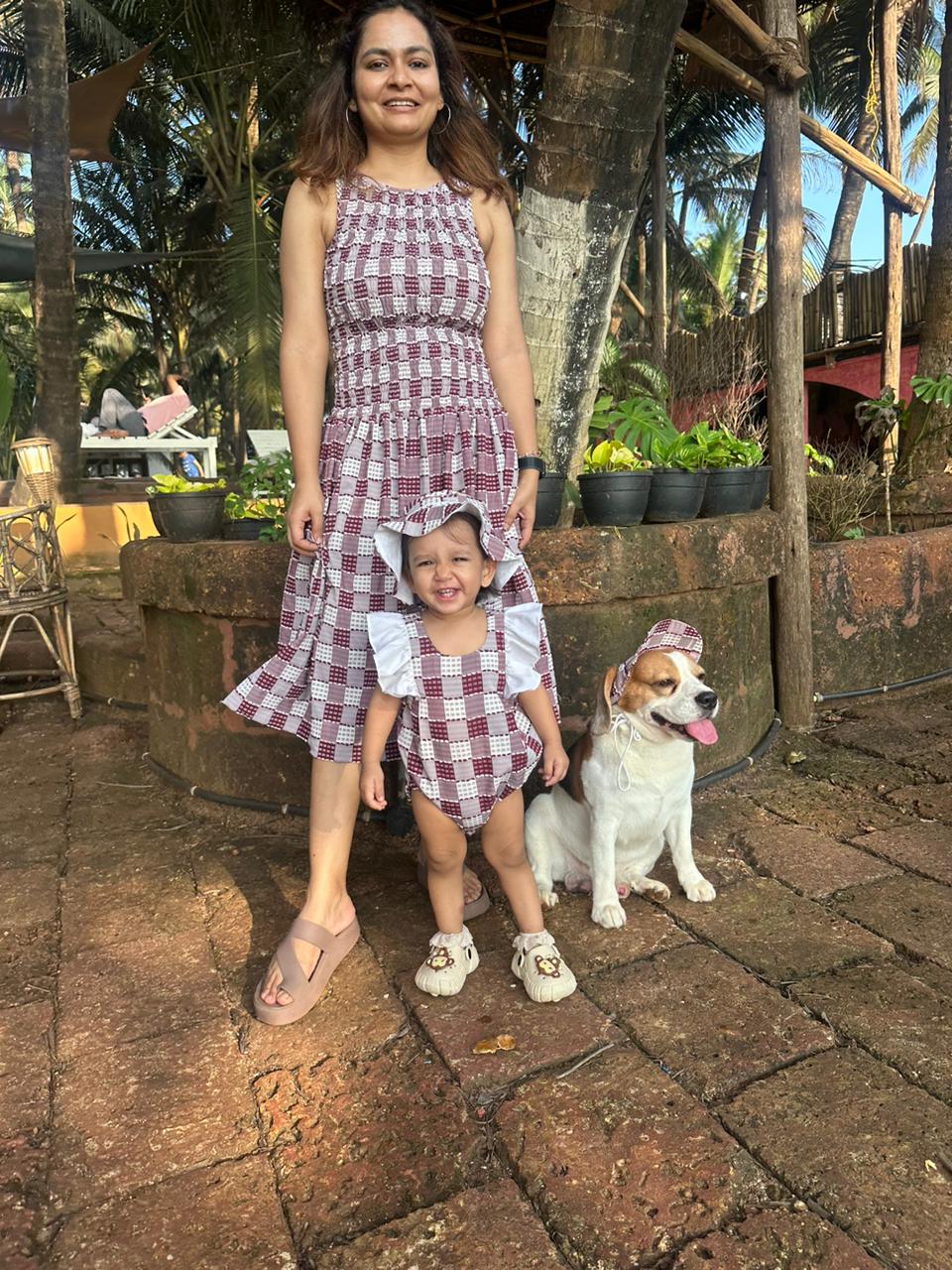 Red Checked Cap Twinning Set