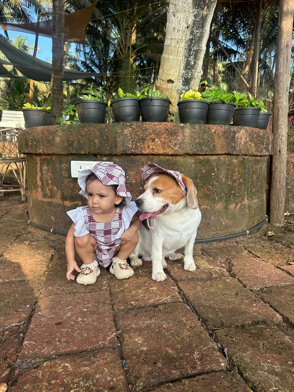 Red Checked Cap Twinning Set