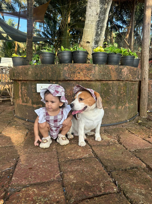 Red Checked Cap Twinning Set