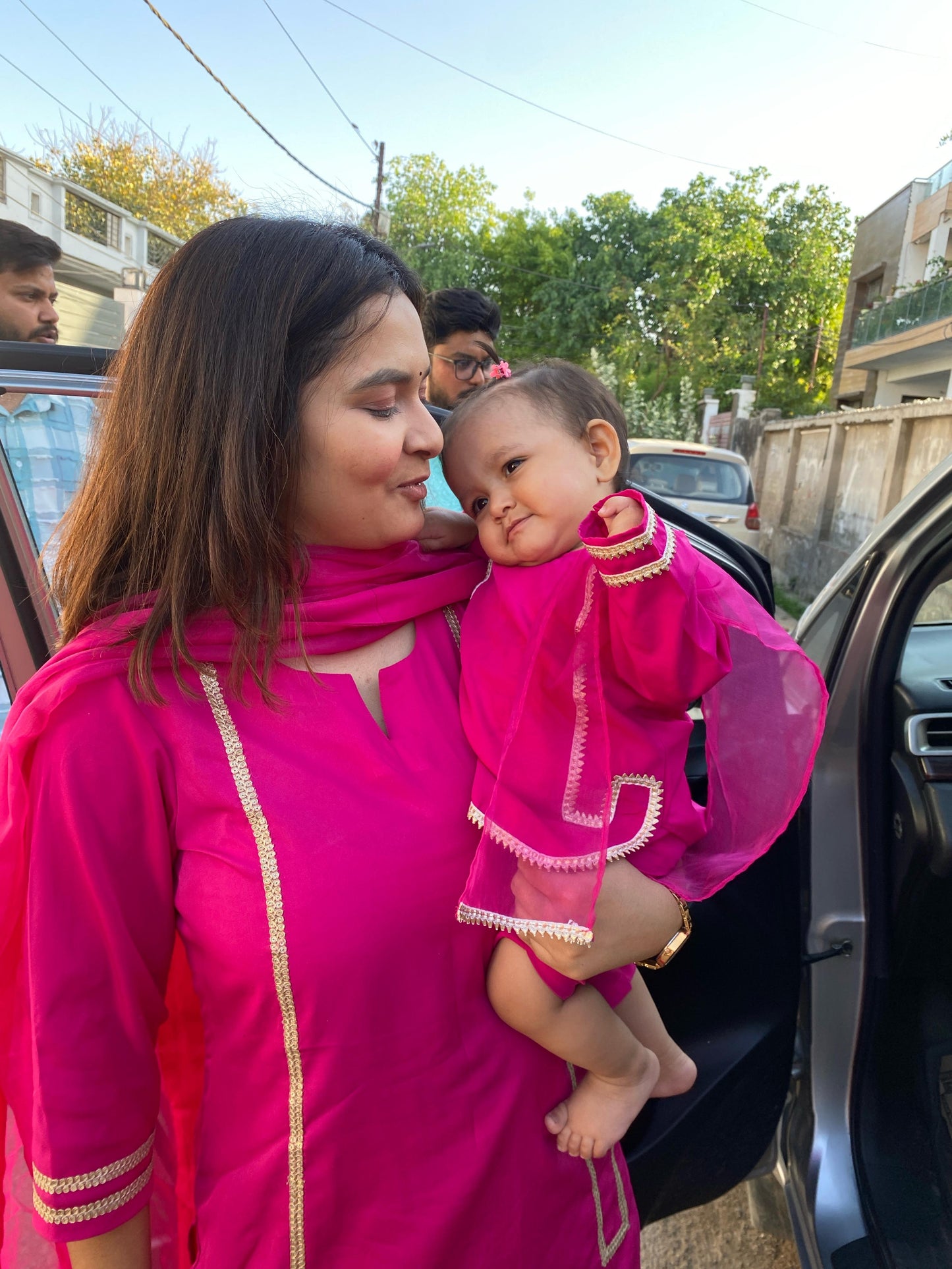 Pink Farshi Salwaar Kurta Twinning set